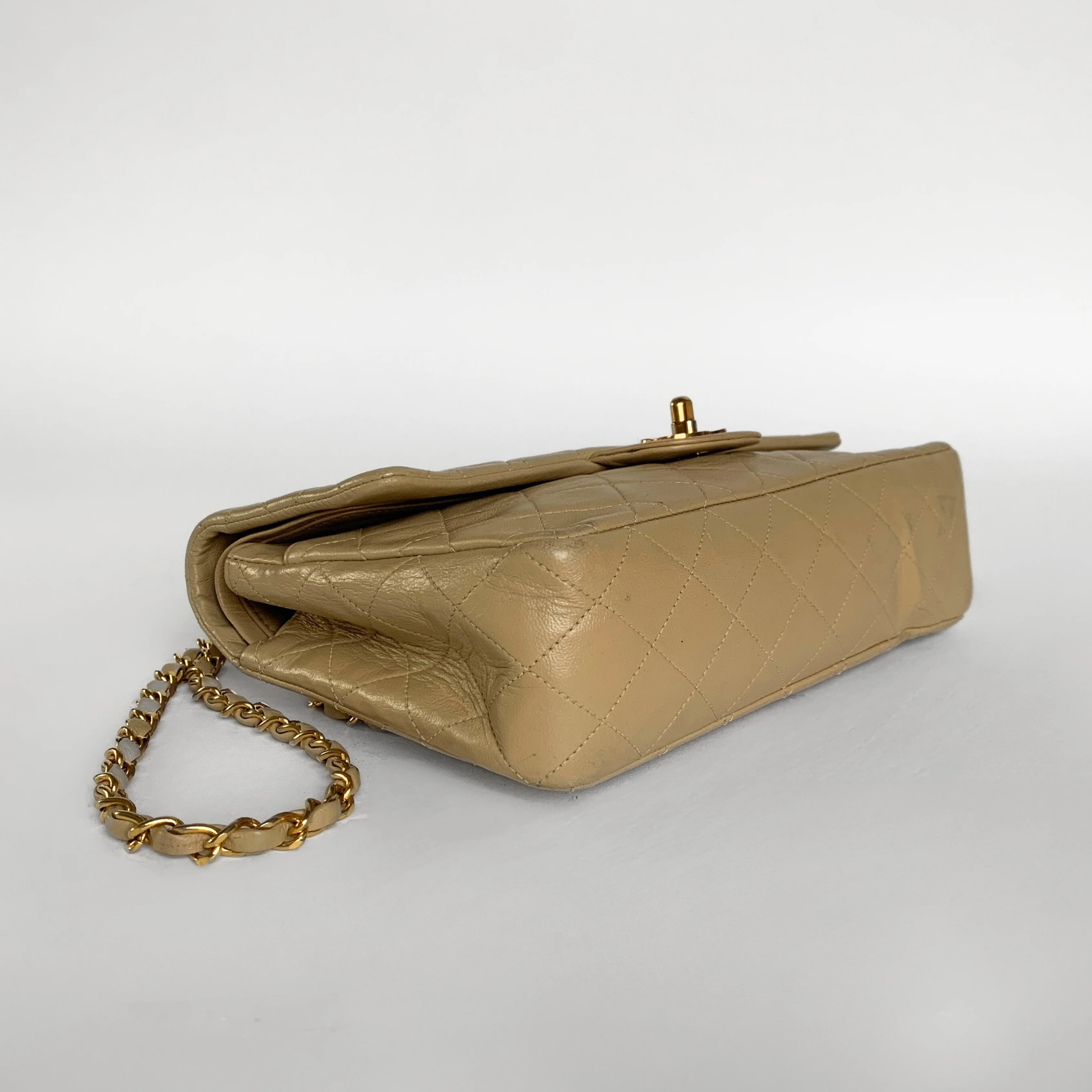 Chanel Classic Flap Bag Medium Lambskin Leather - Image 3