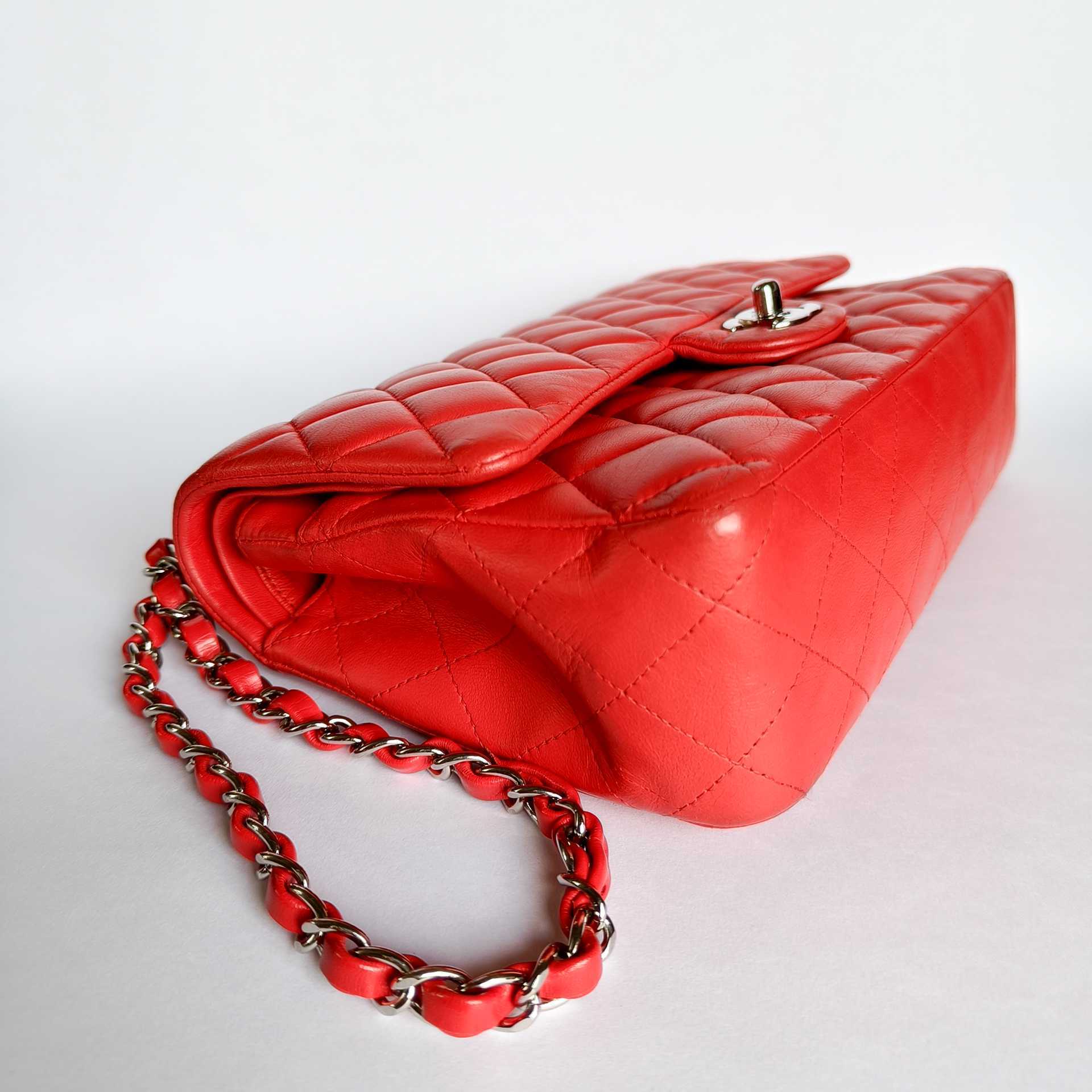 Chanel Classic Flap Bag Medium Lambskin Leather - Image 3