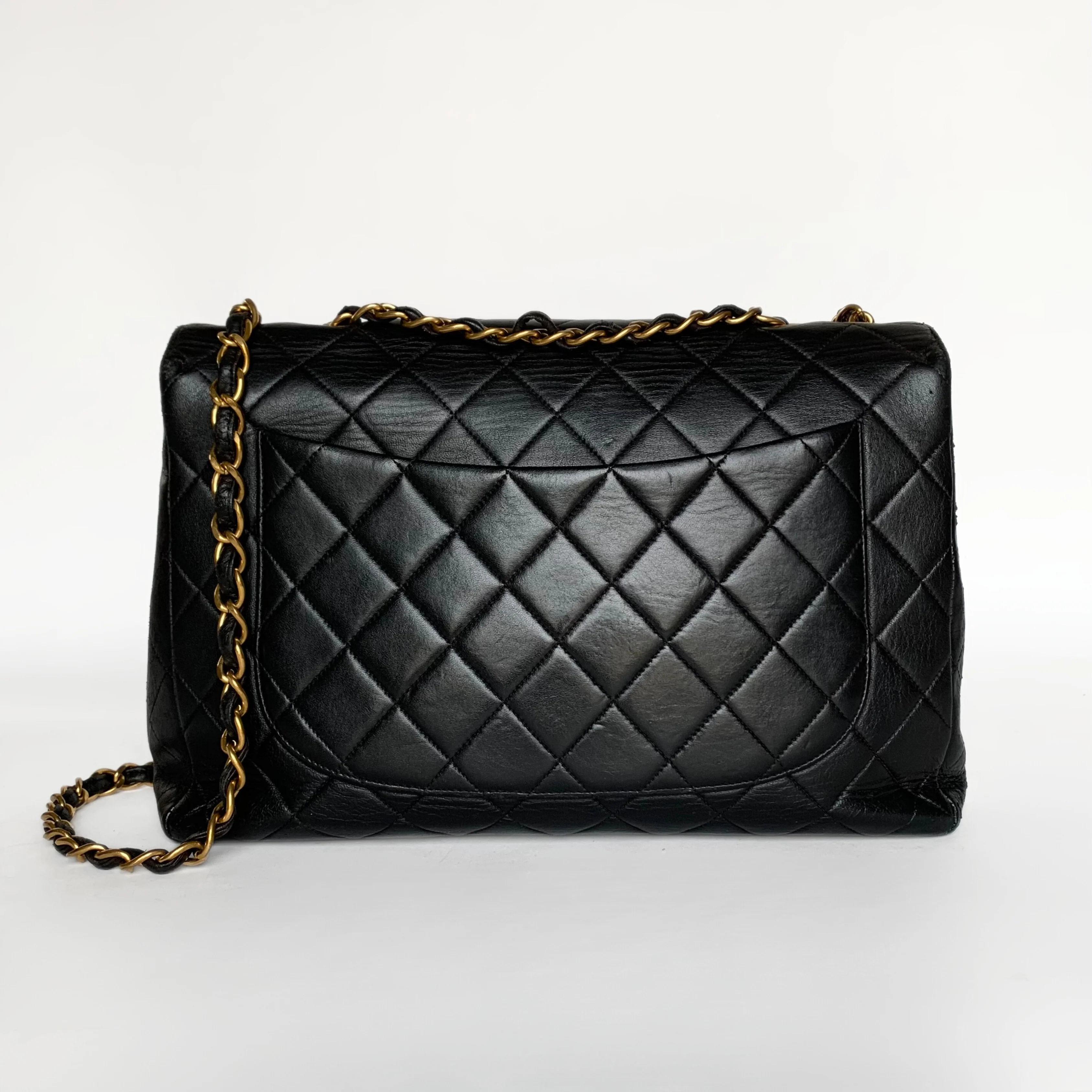 Chanel Classic Flap Bag Maxi Lambskin Leather - Image 4