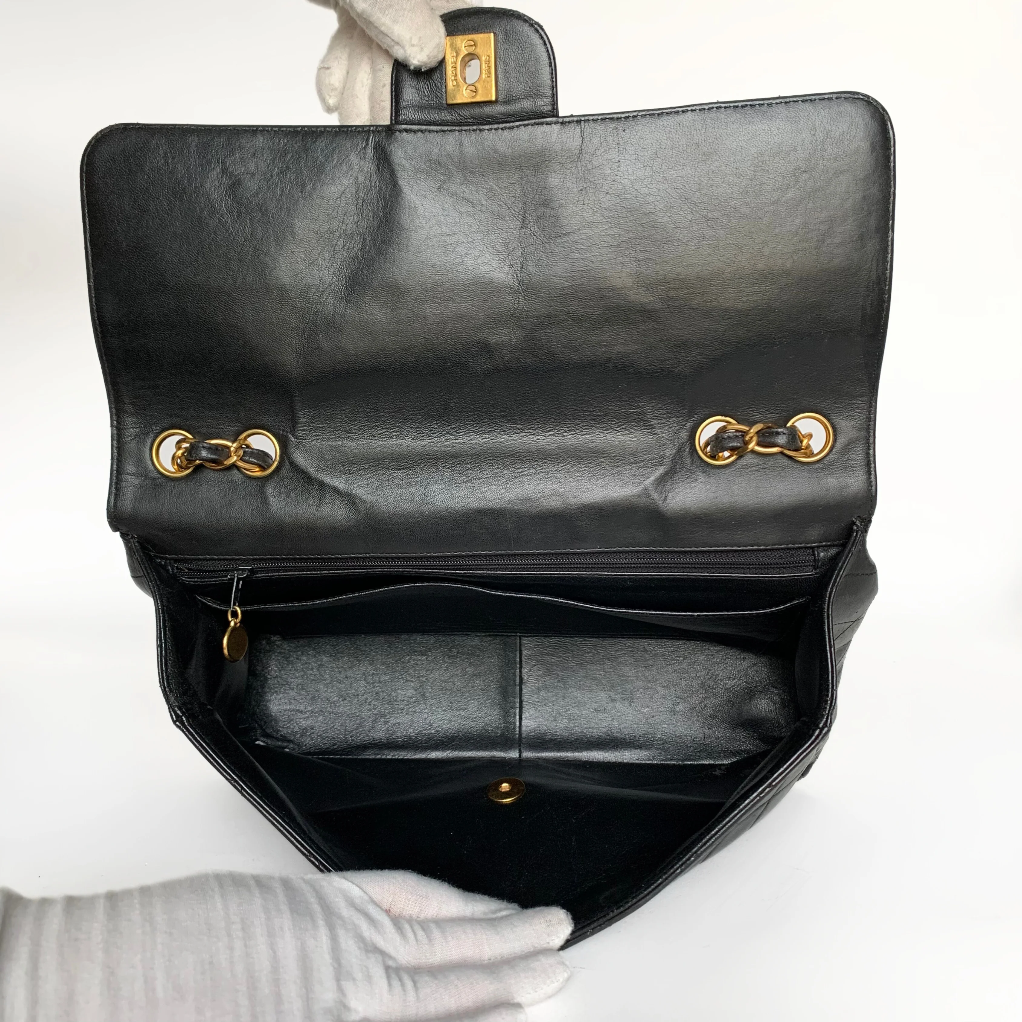 Chanel Classic Flap Bag Maxi Lambskin Leather - Image 8