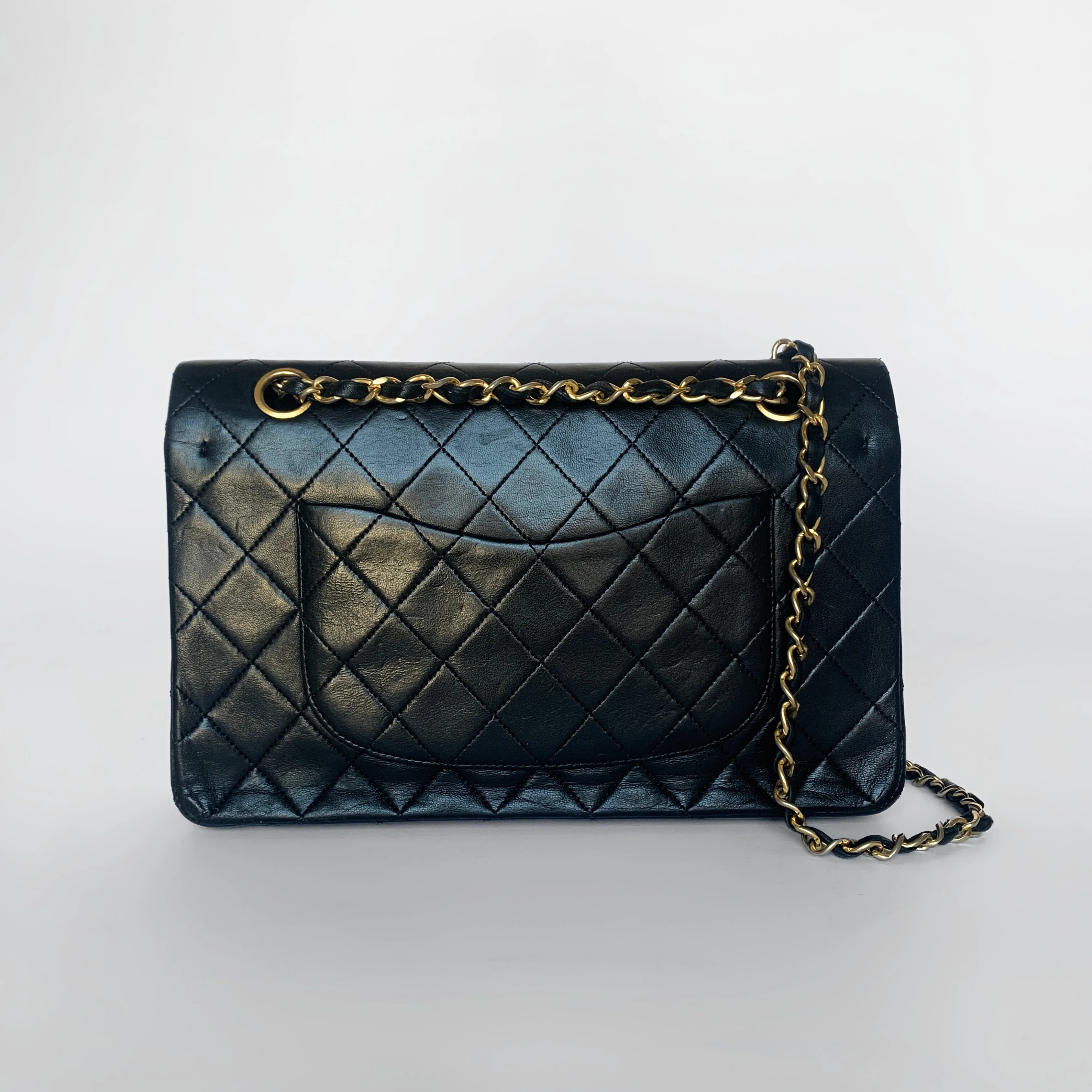 Chanel Classic Flap Bag Medium Lambskin Leather - Image 4