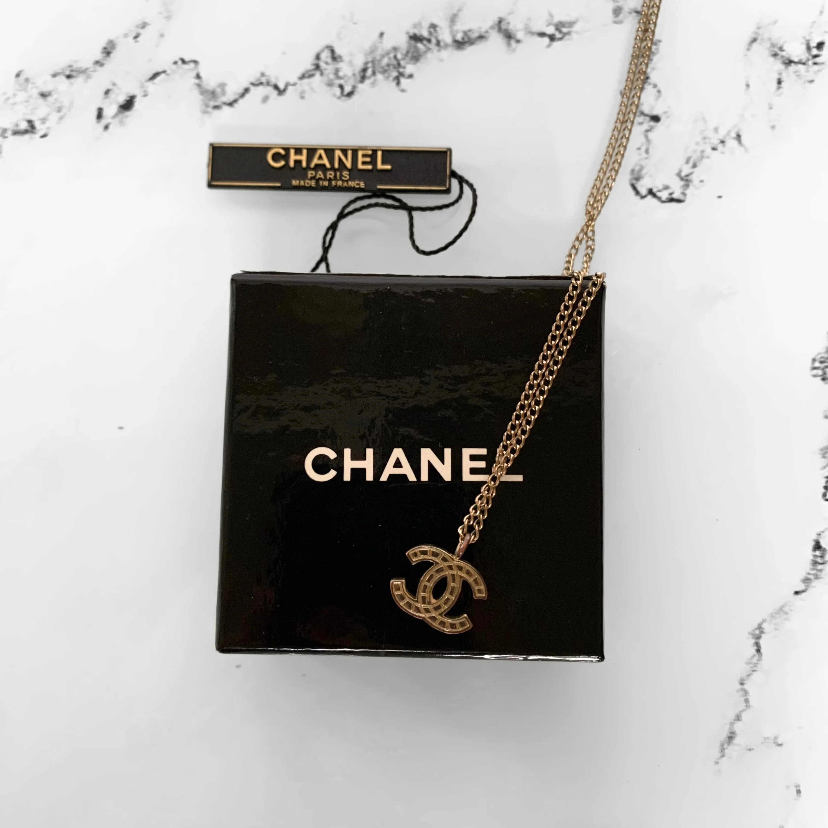 Chanel CC Necklace Gold Plated - Image 4