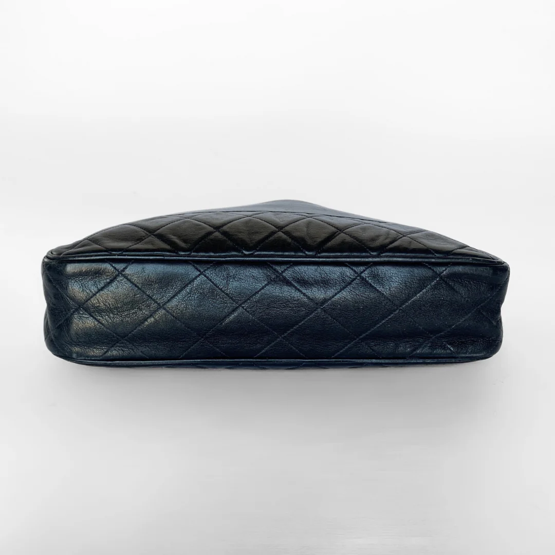 Chanel Shopper Lambskin Leather - Image 6