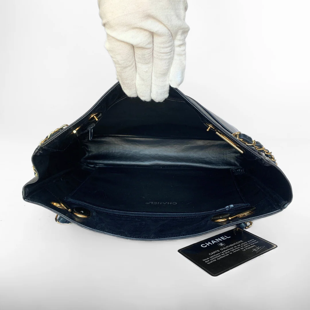 Chanel Shopper Lambskin Leather - Image 7