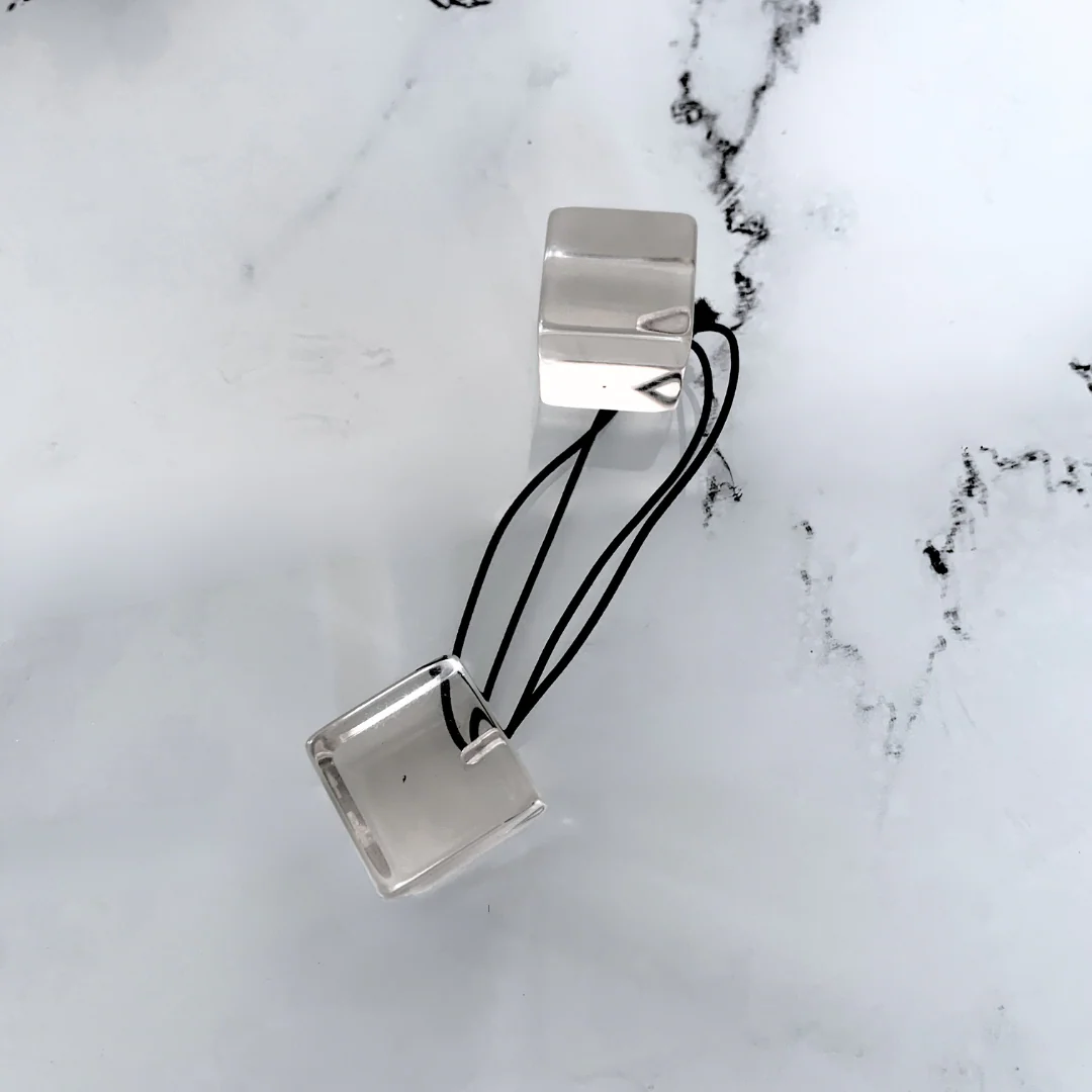 Louis Vuitton Hair Tie Cubes - Image 3