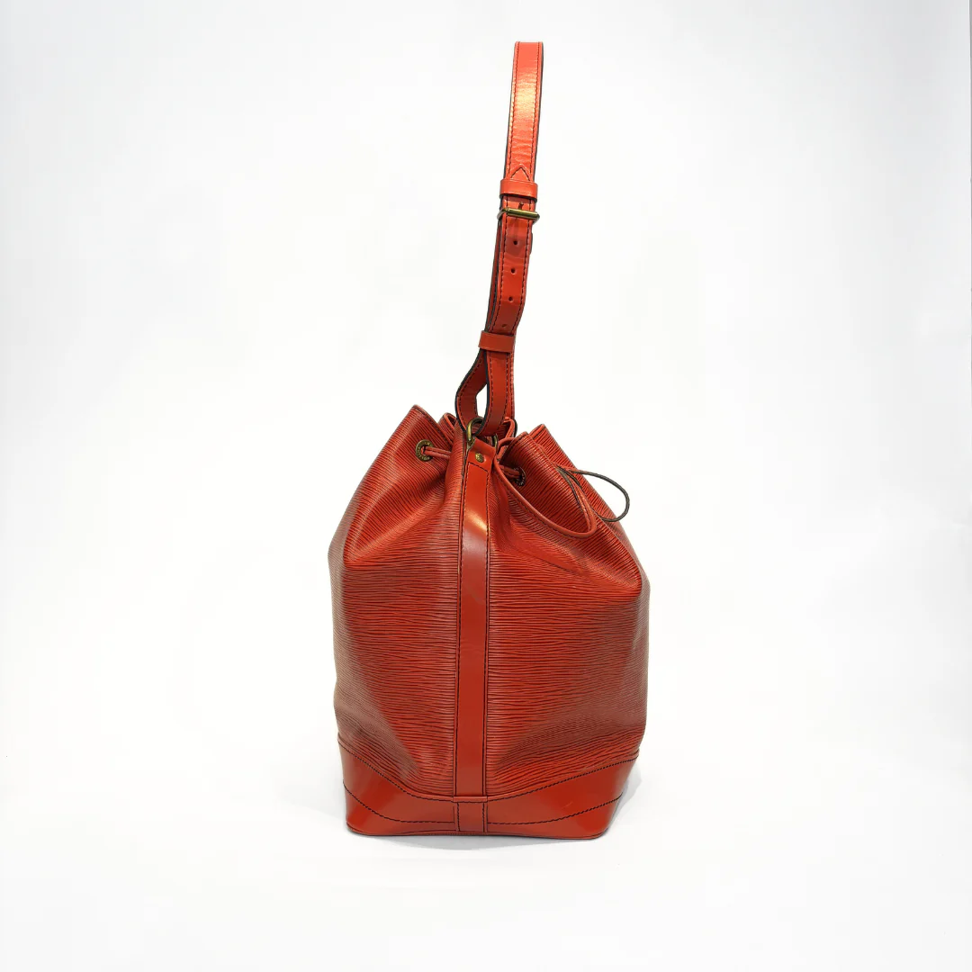 Louis Vuitton Noé Epi Leather - Image 3