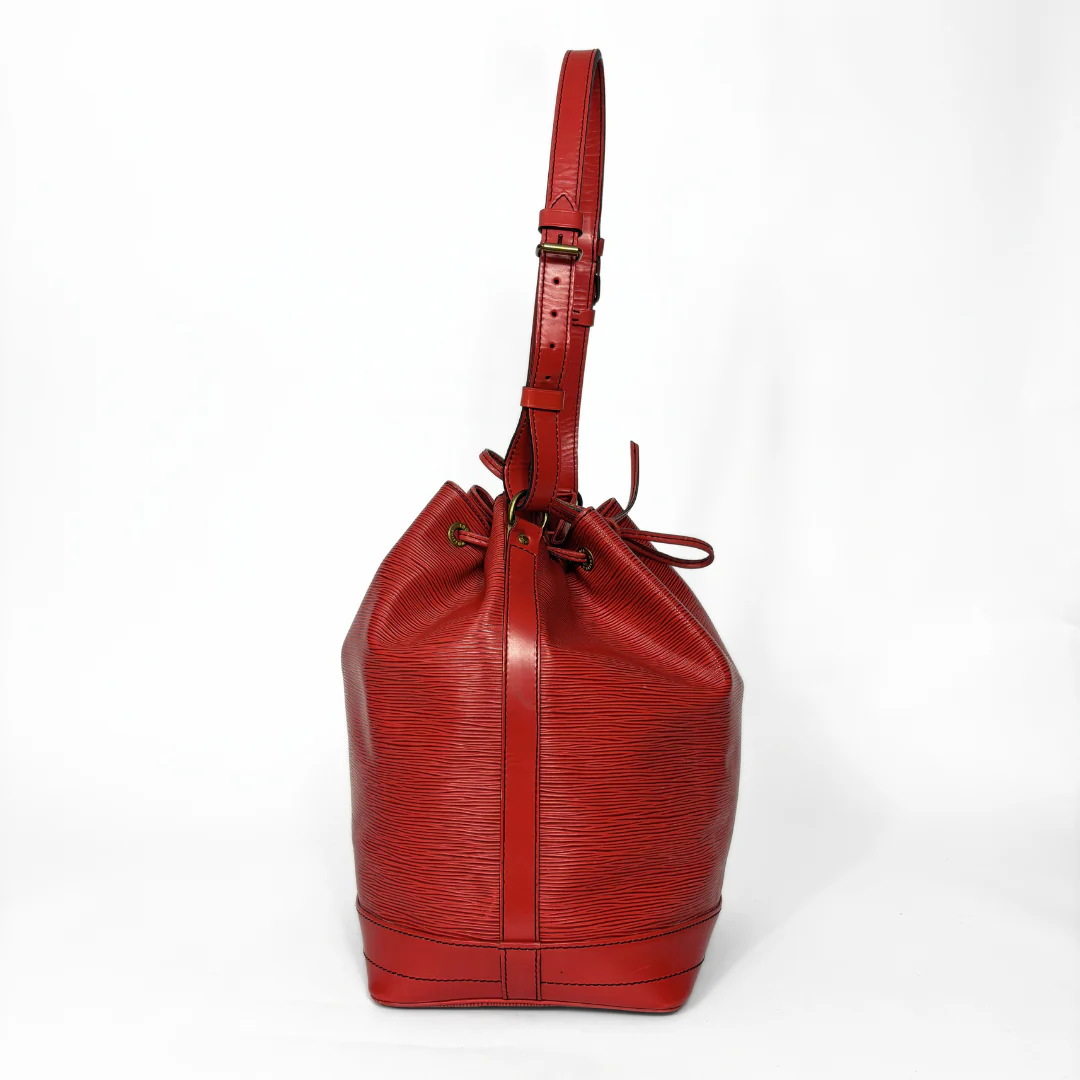 Louis Vuitton Noé Epi Leather - Image 5