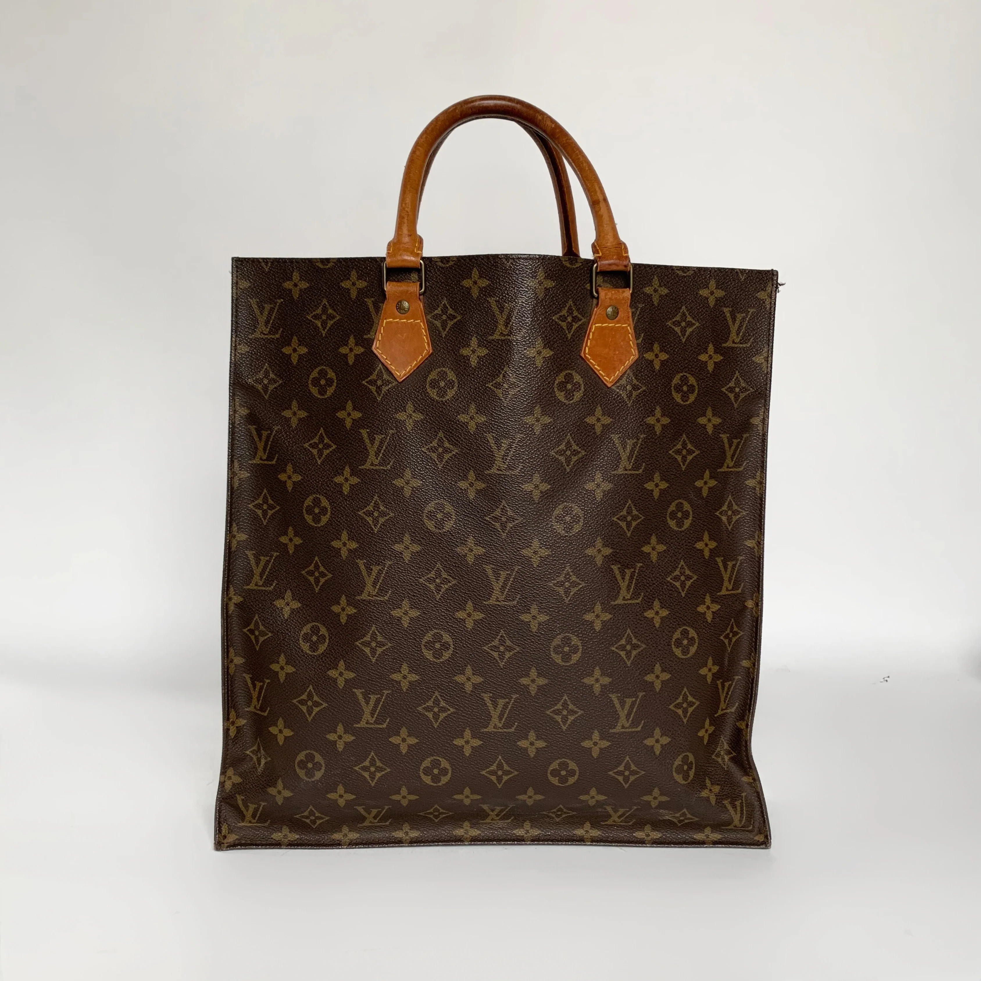 Louis Vuitton Sac Plat Monogram Canvas - Image 4