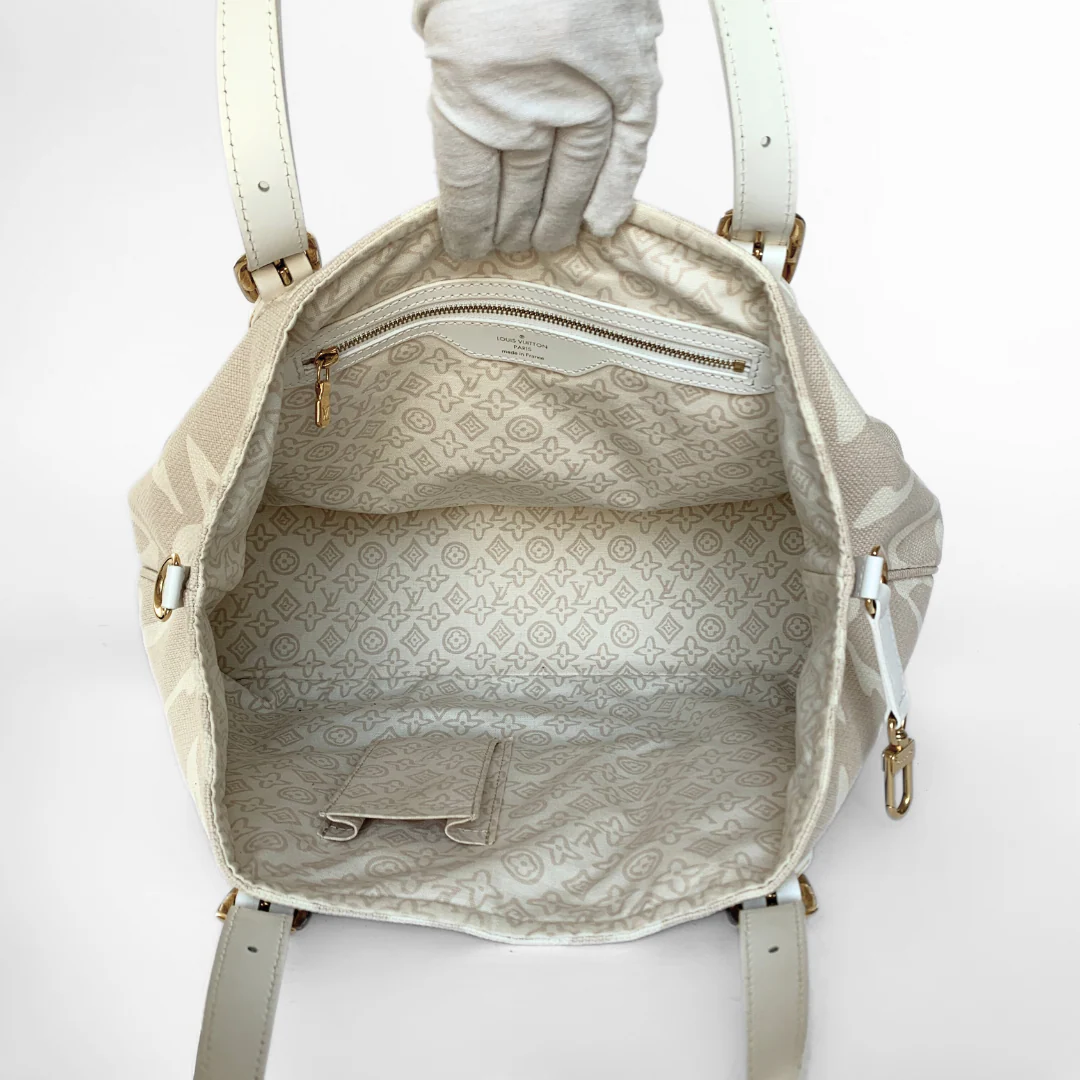 Louis Vuitton Tahitienne Monogram Canvas - Image 7