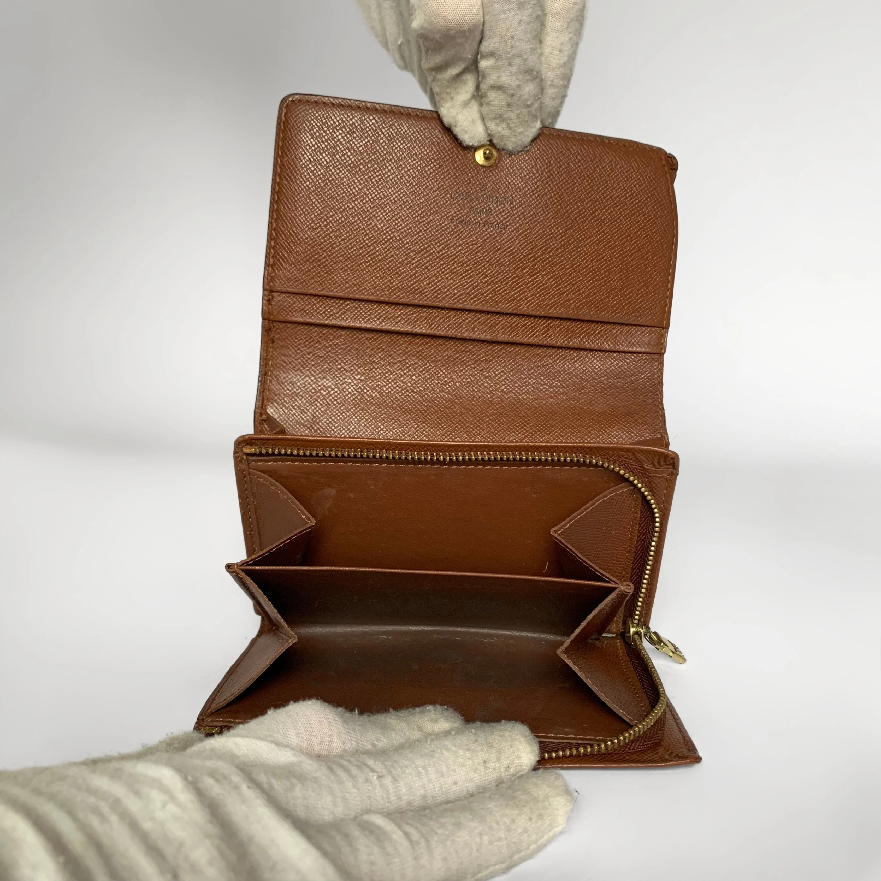 Louis Vuitton Wallet Medium Monogram Canvas - Image 7